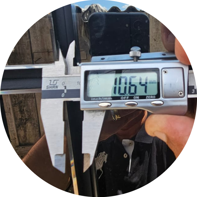 Medição real do espaçamento de 10,64mm com paquímetro